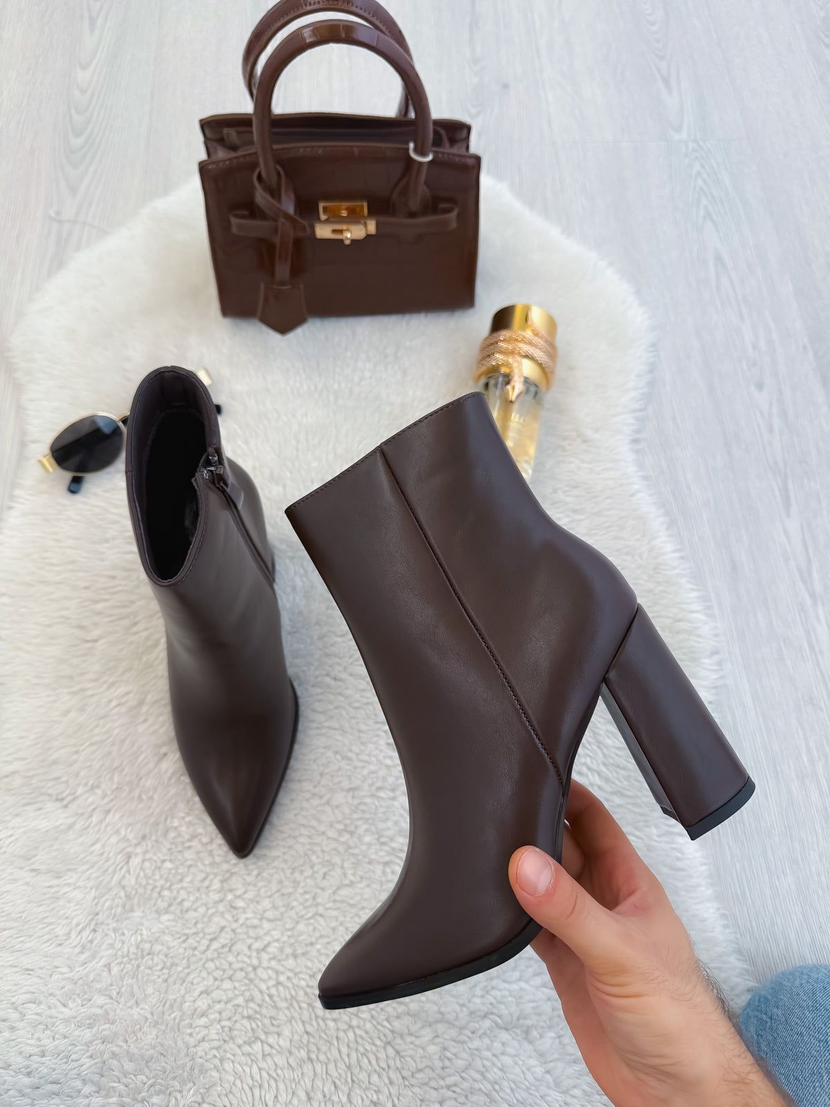 Bota Devina