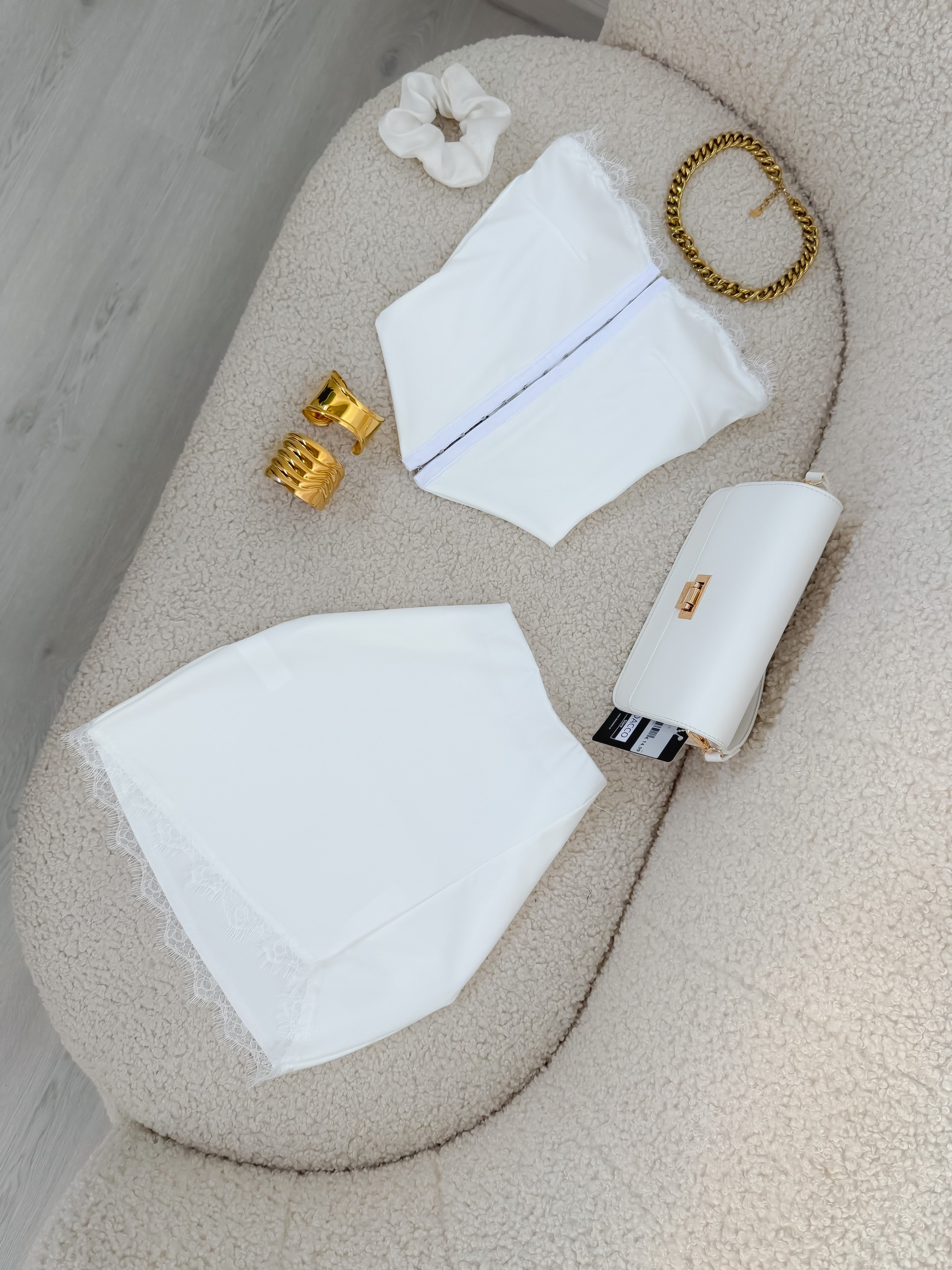 Conjunto Aroua