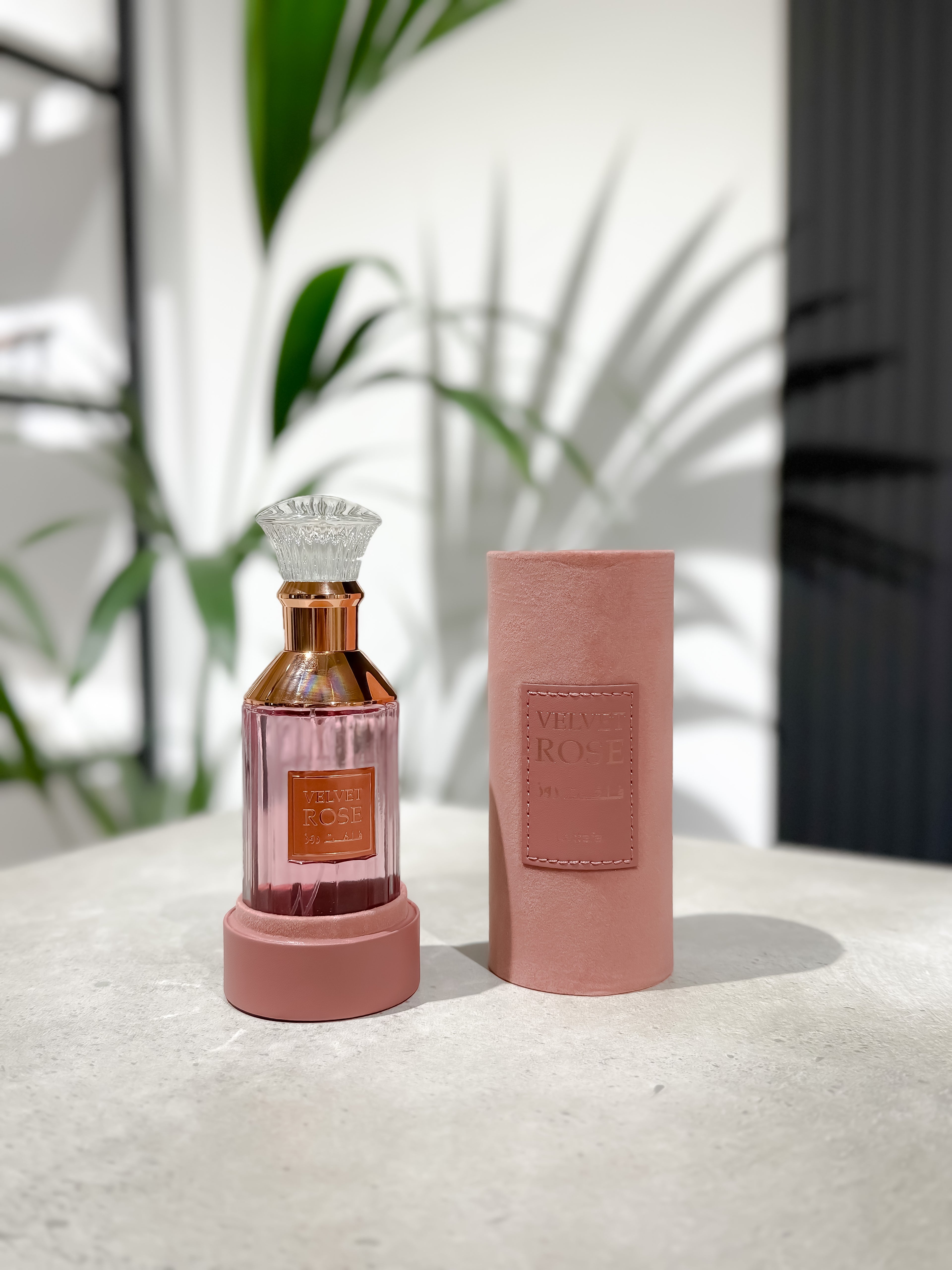 Lataffa Velvet Rose