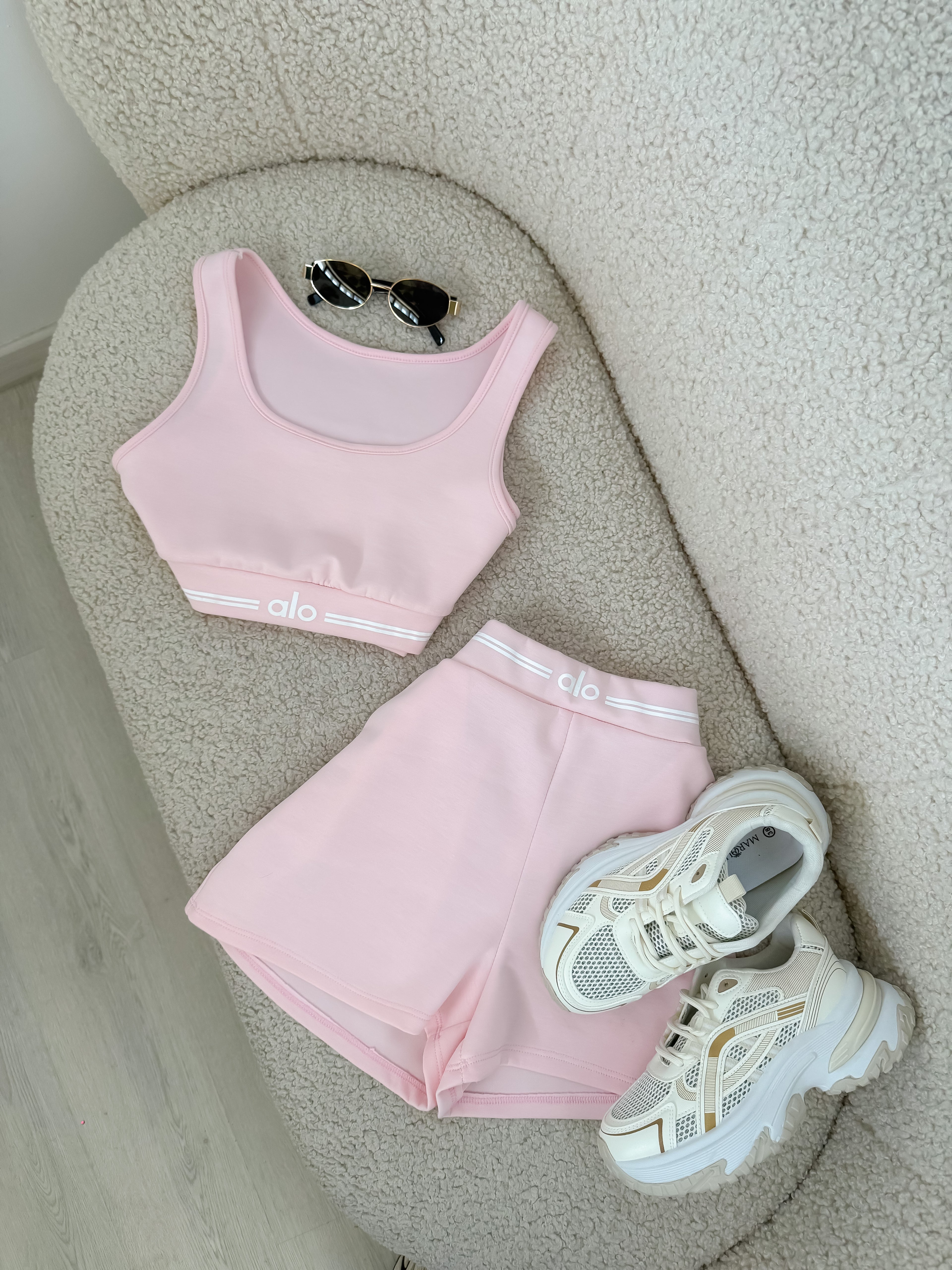 Conjunto Alo