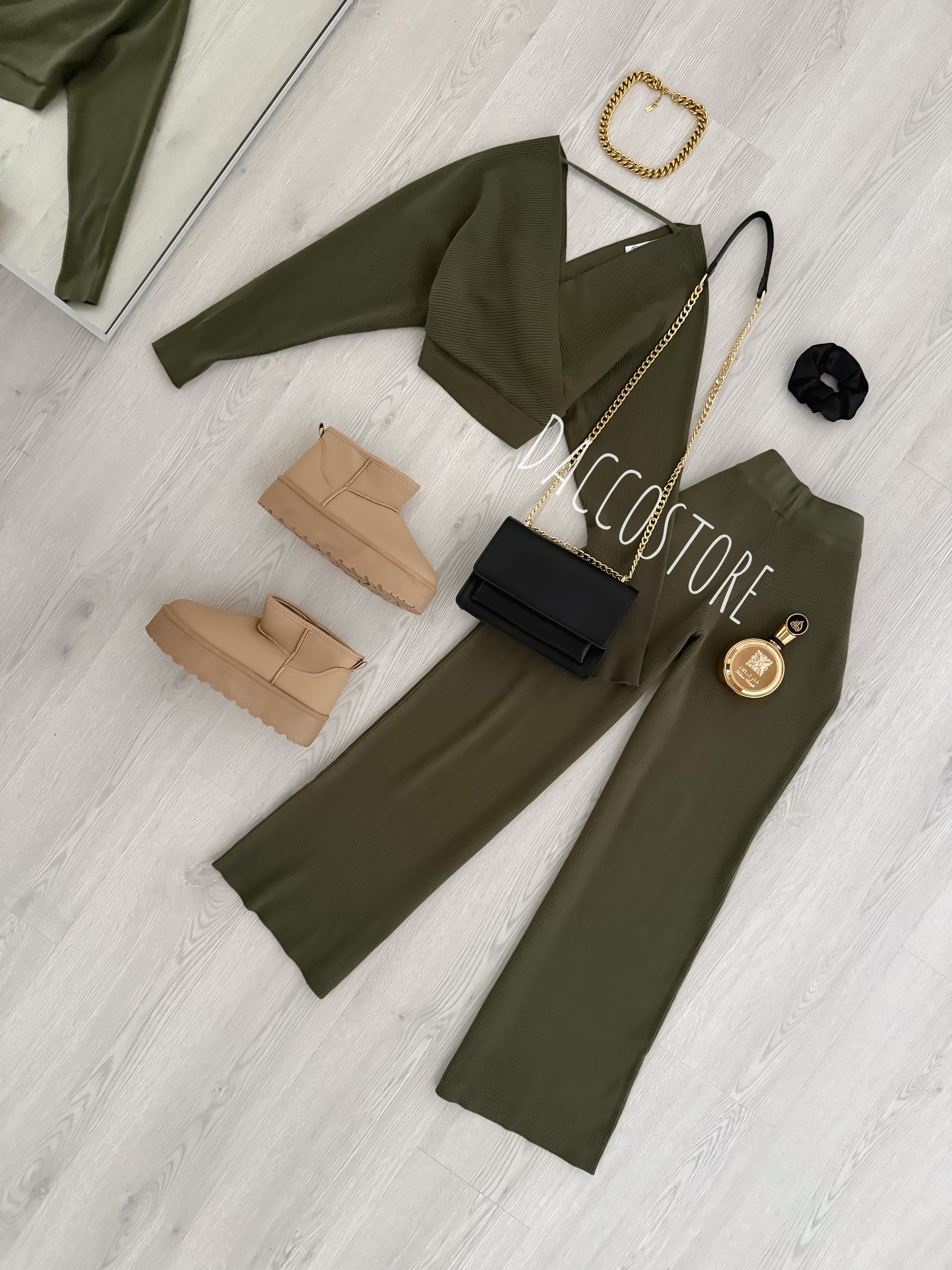 Conjunto Nola