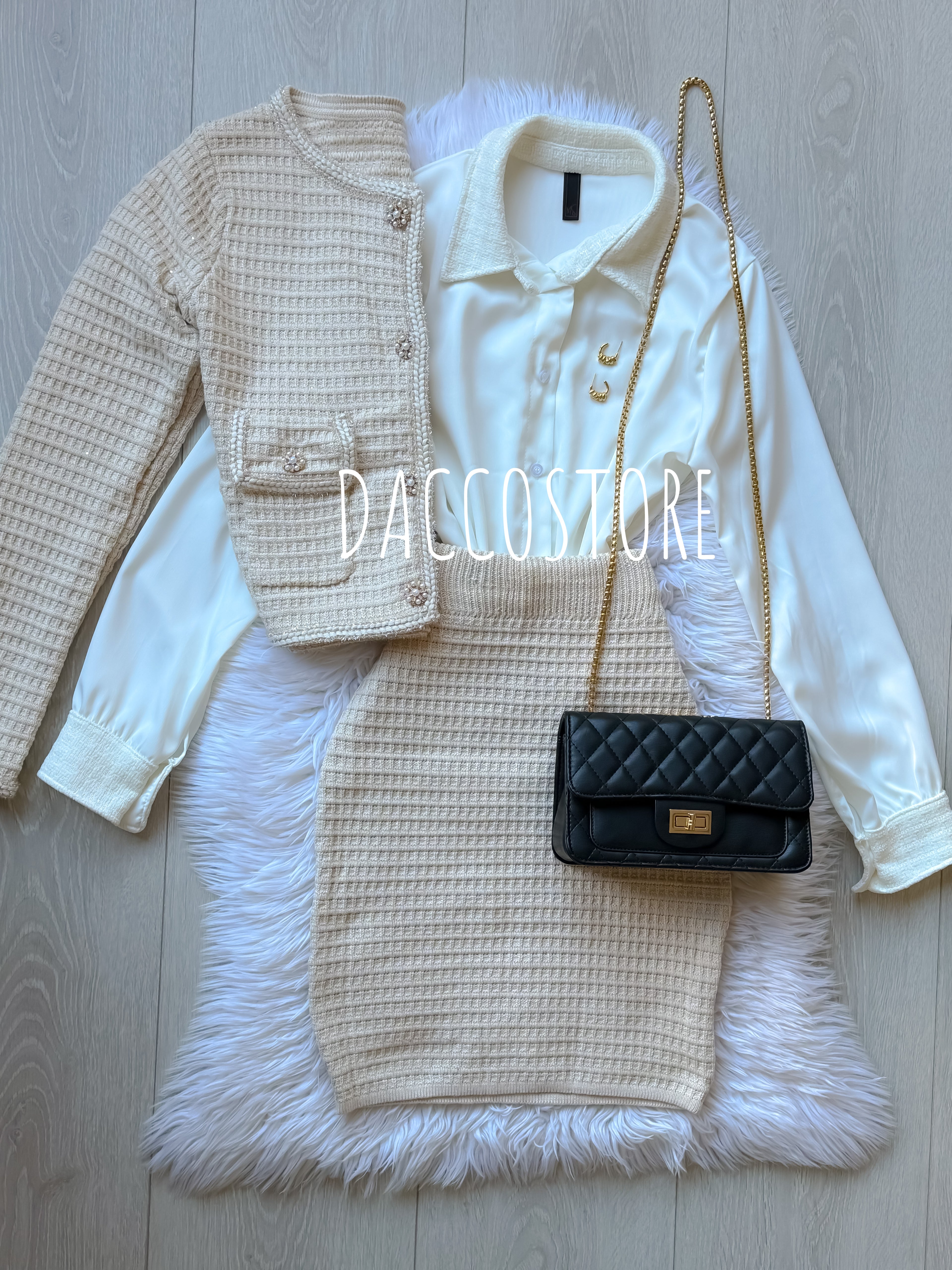 Conjunto de falda y abrigo
