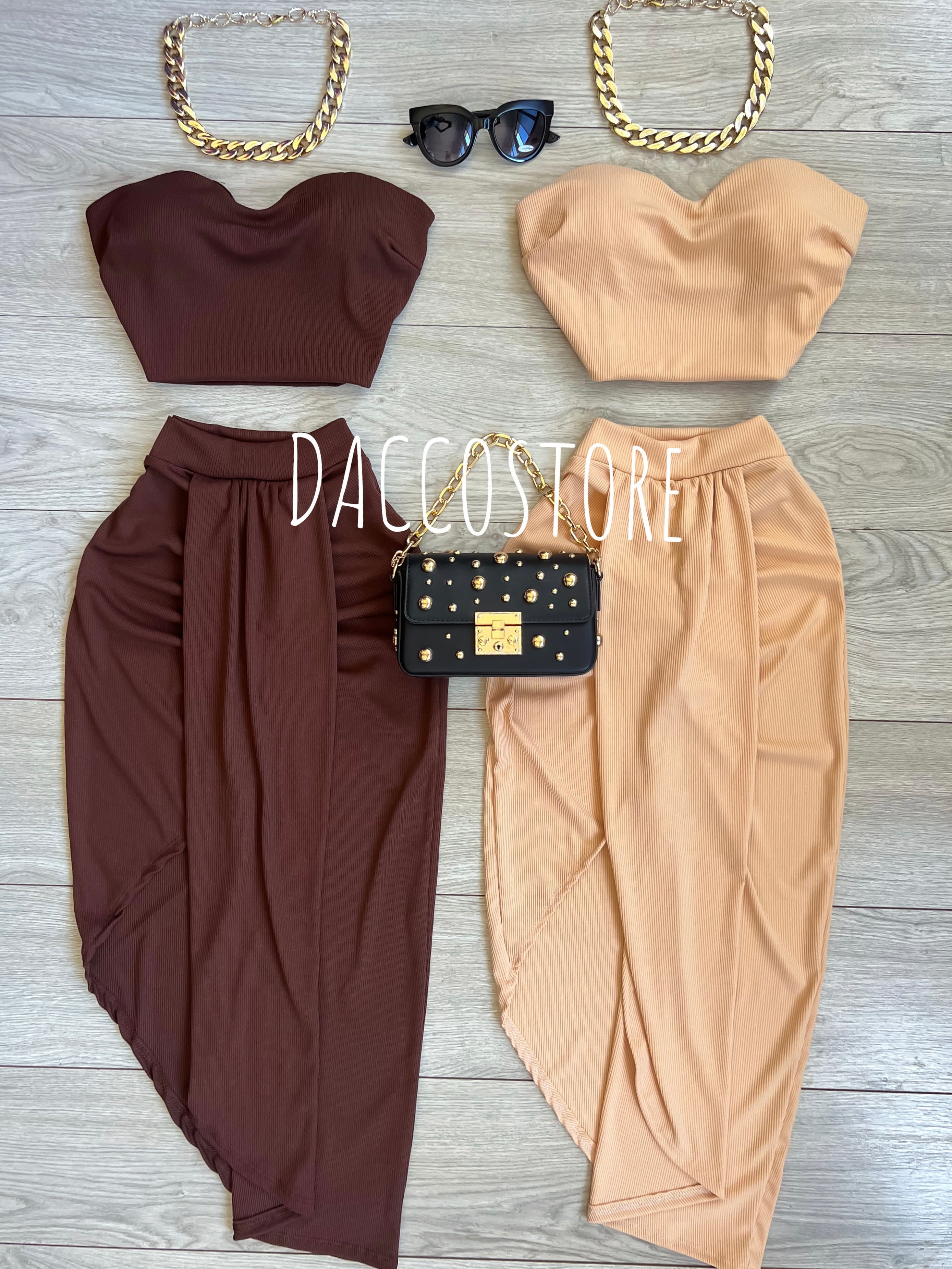Conjunto top bandeau y falda