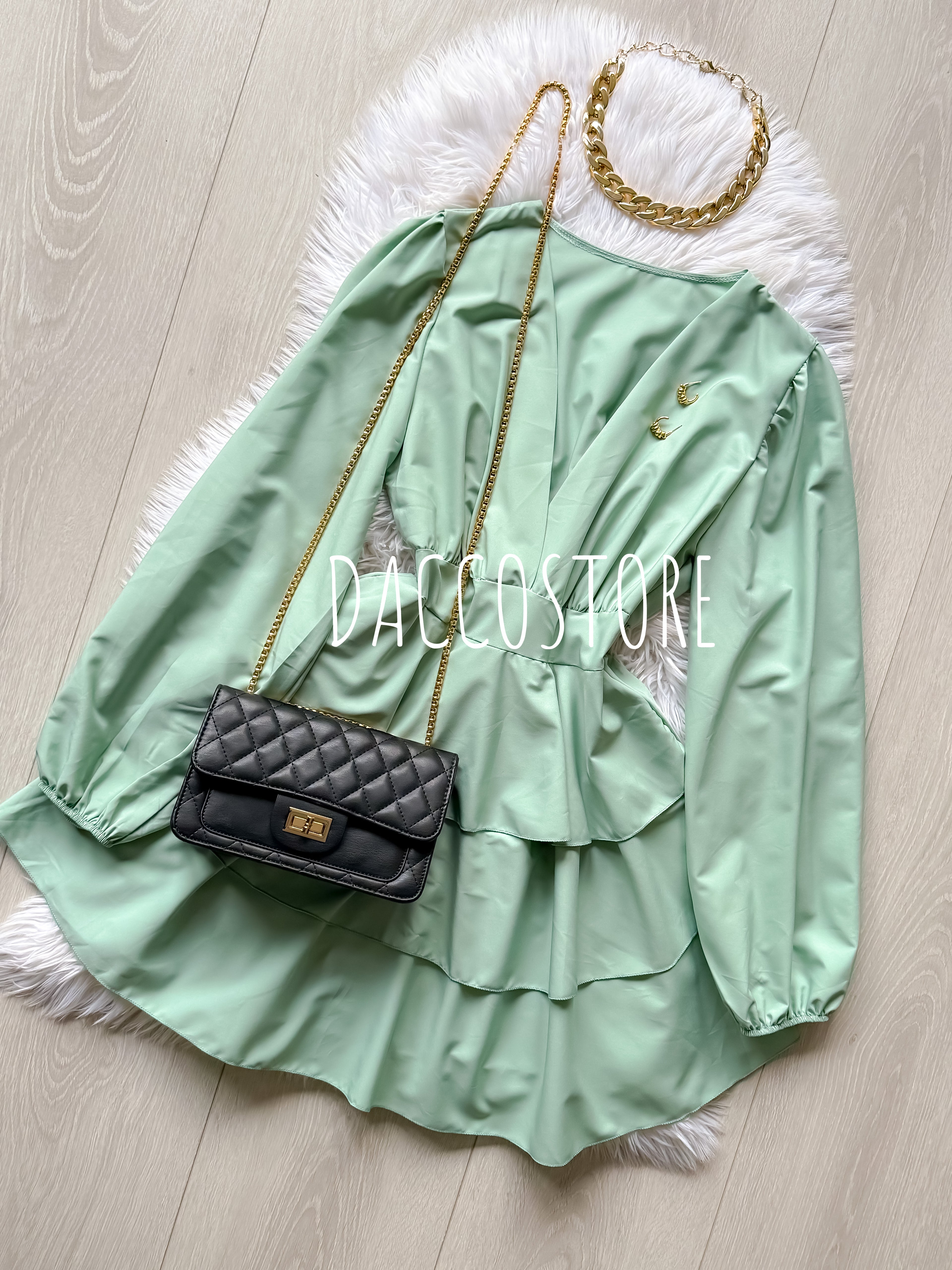 Vestido Folhos