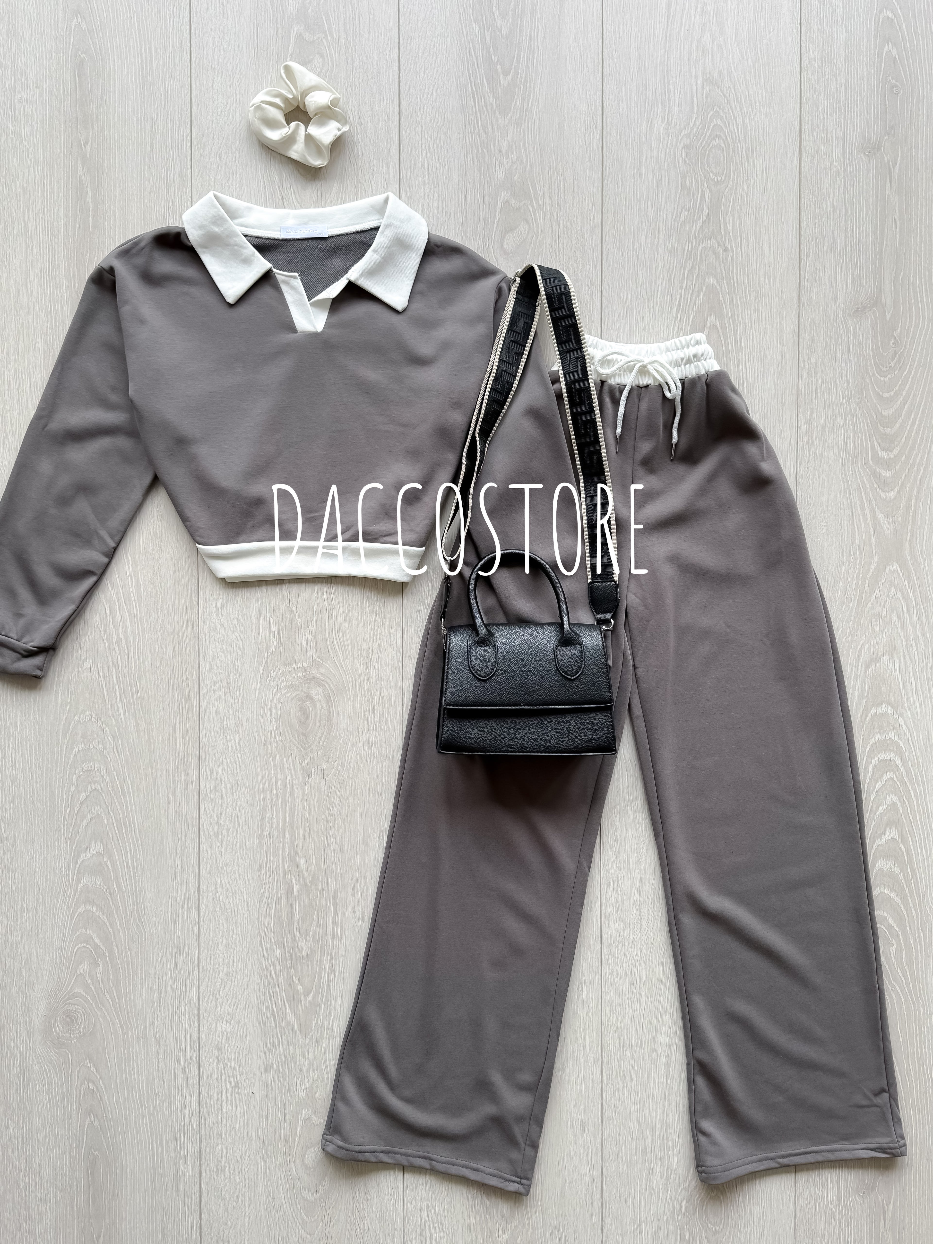 Conjunto Calça e Polo