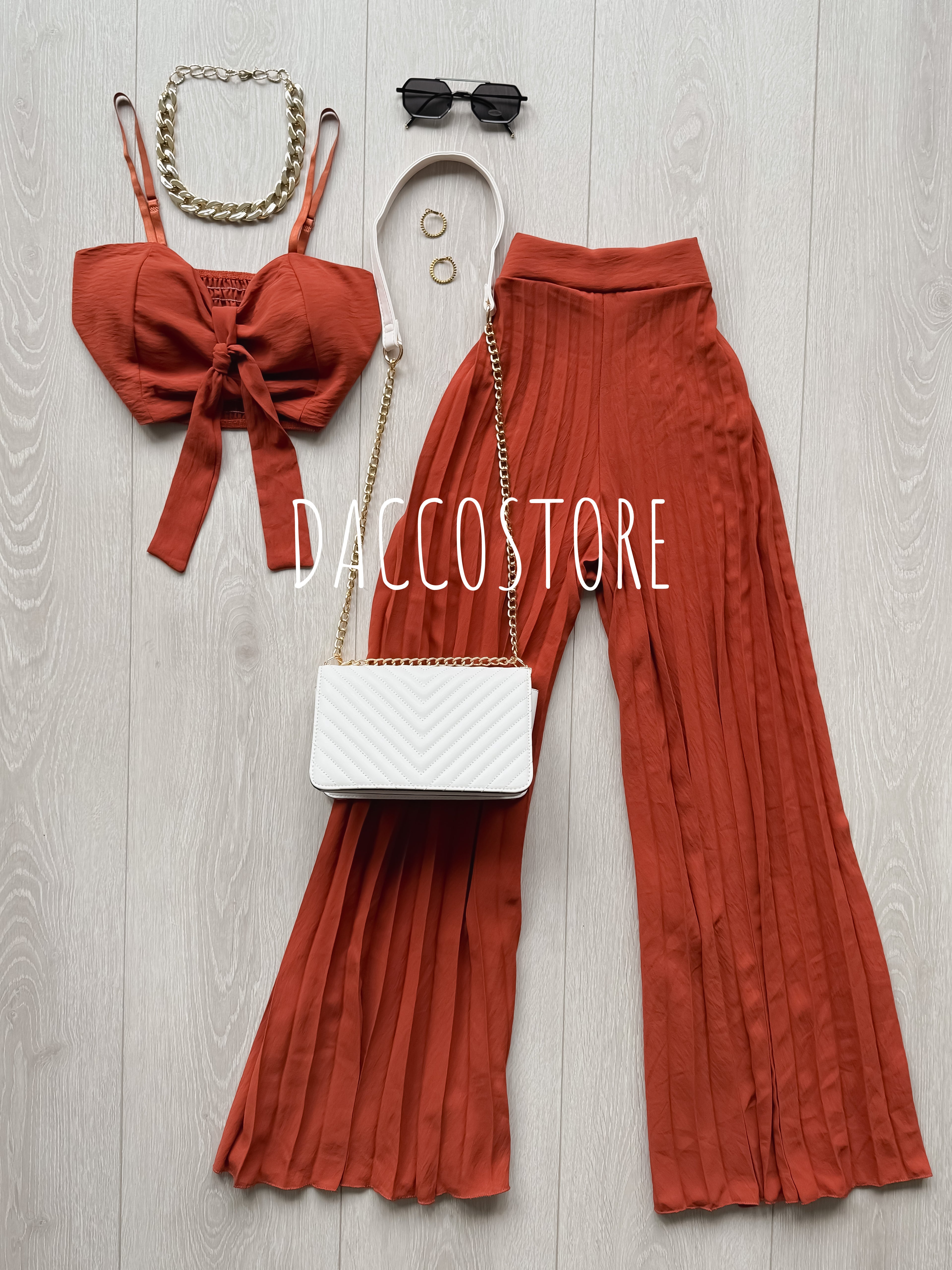 Conjunto Top e Calça Plissada