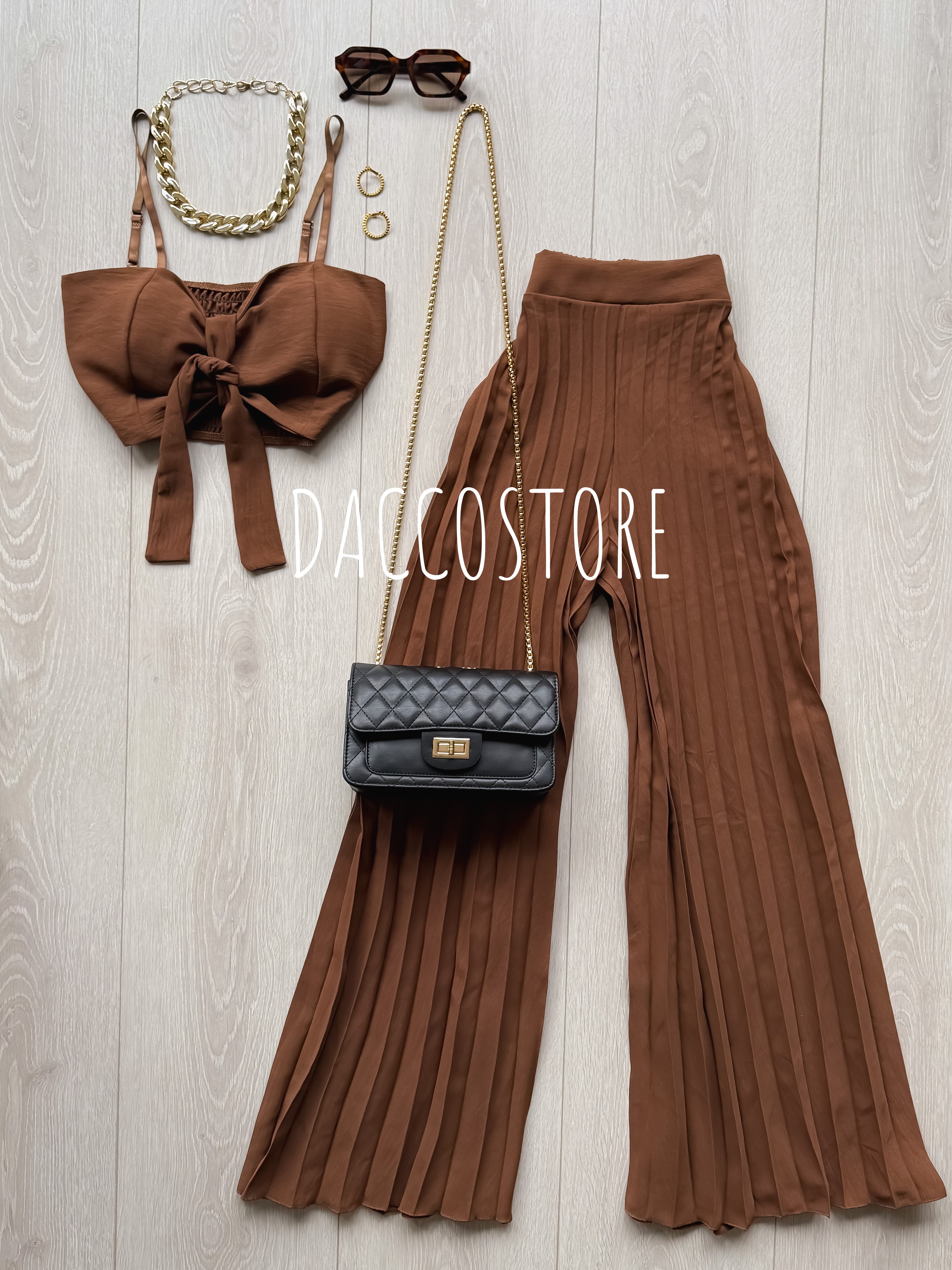 Conjunto Top e Calça Plissada
