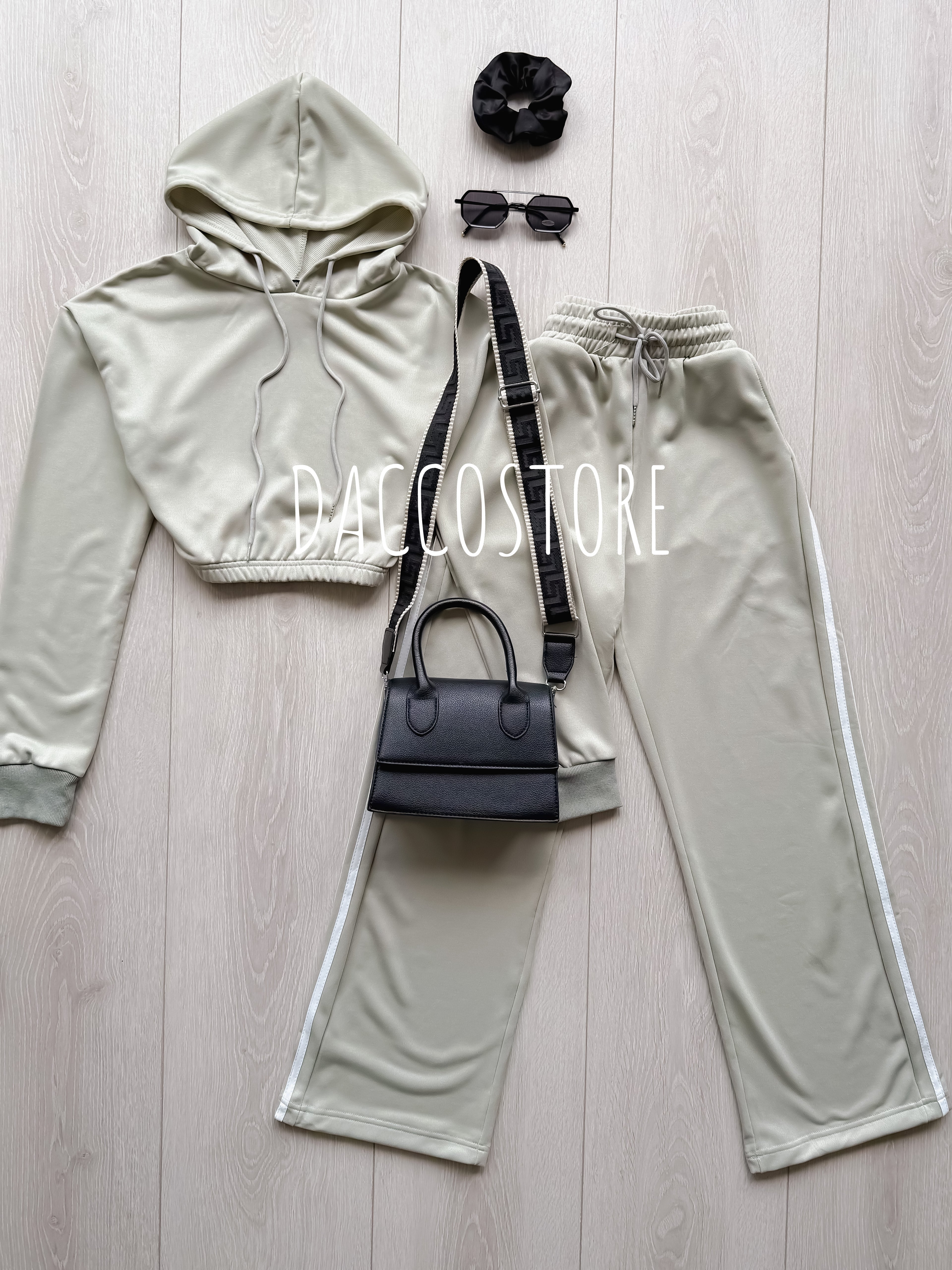 Conjunto Sweat Curta e Calça