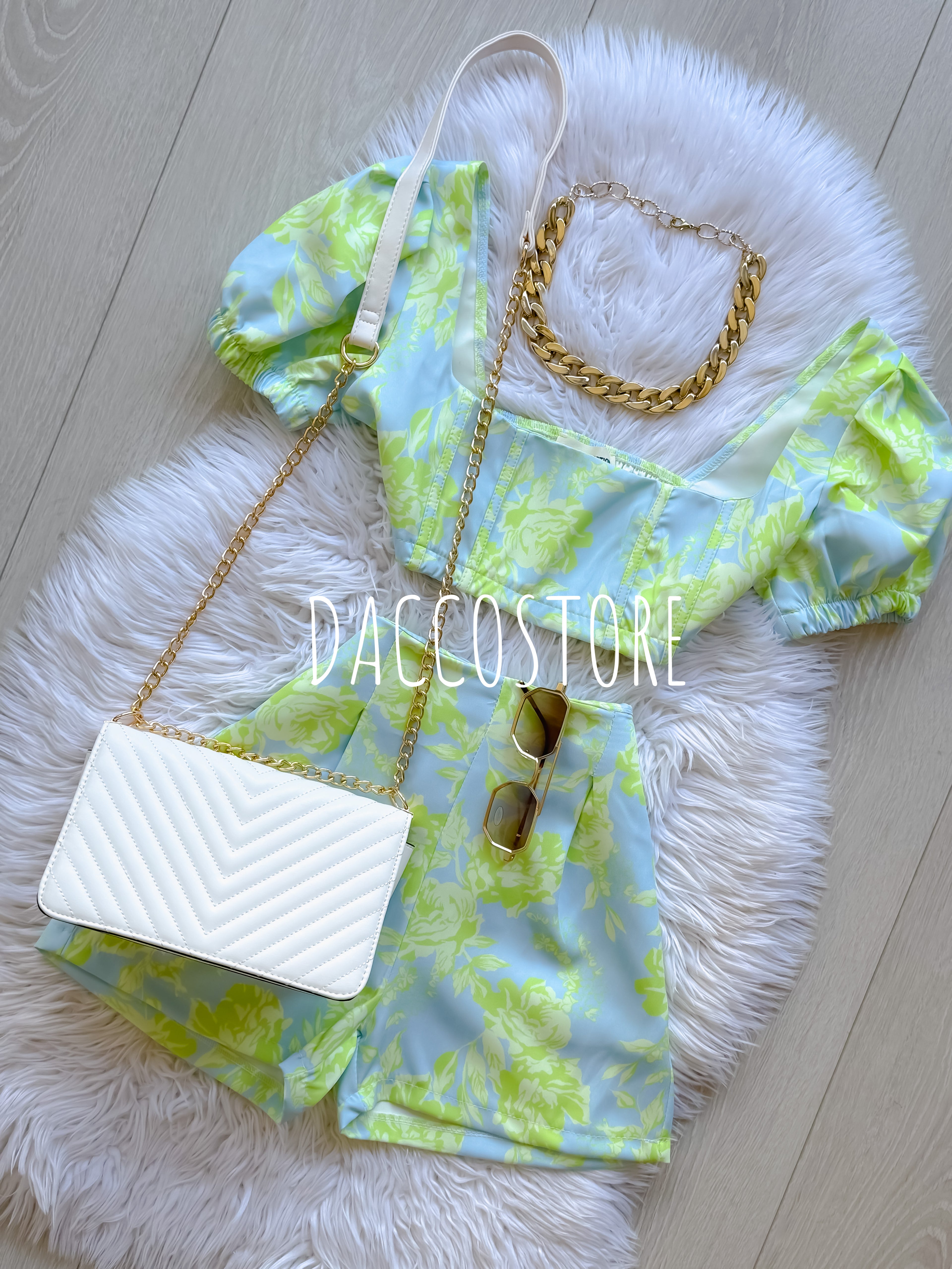 Conjunto Top e Calção Florido