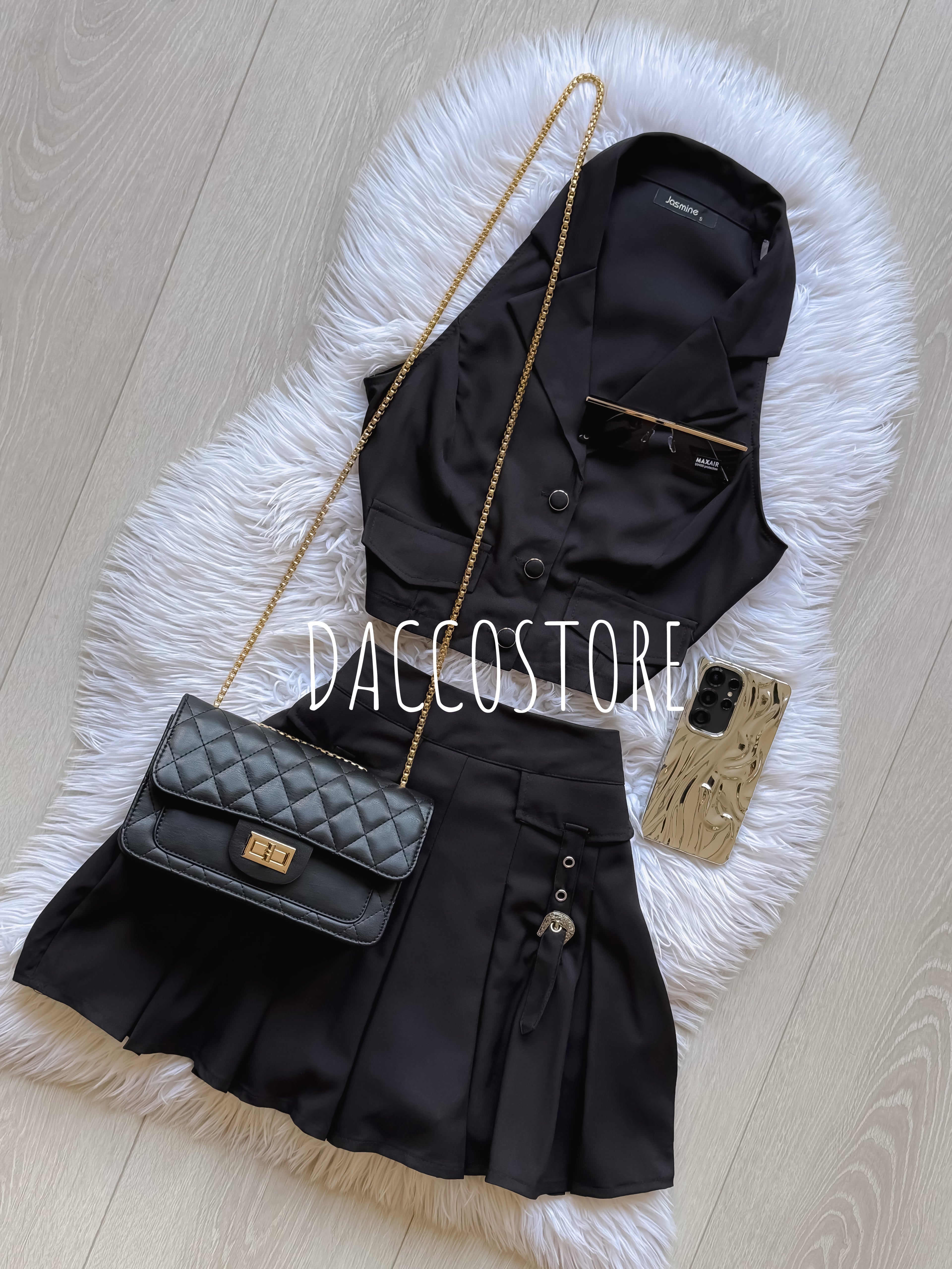 Conjunto Colete e Saia Calção