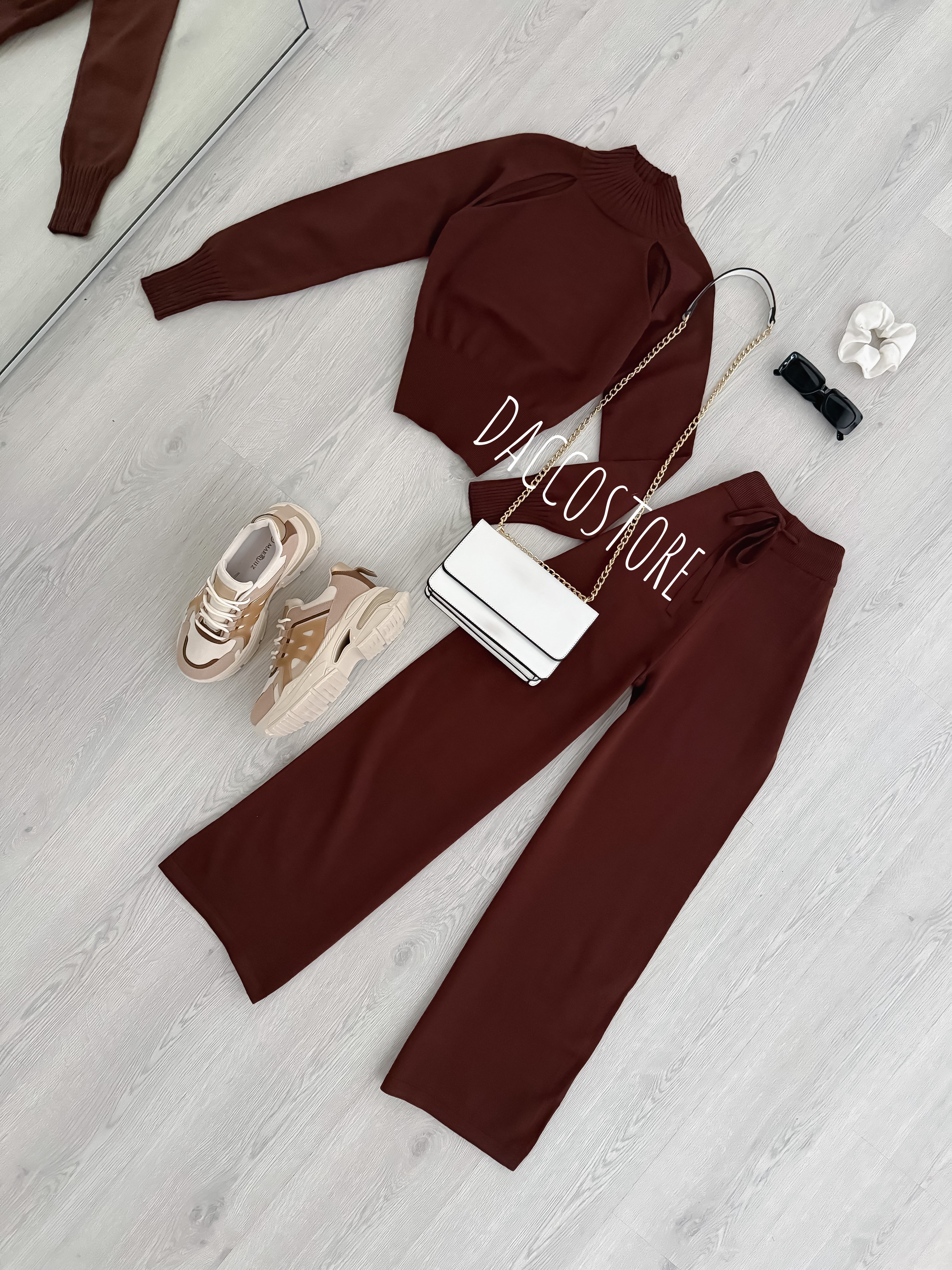 Conjunto Laura