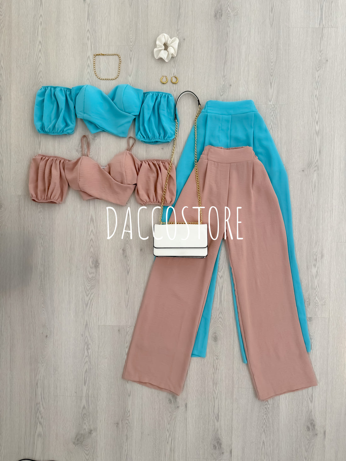 Conjunto Tassia