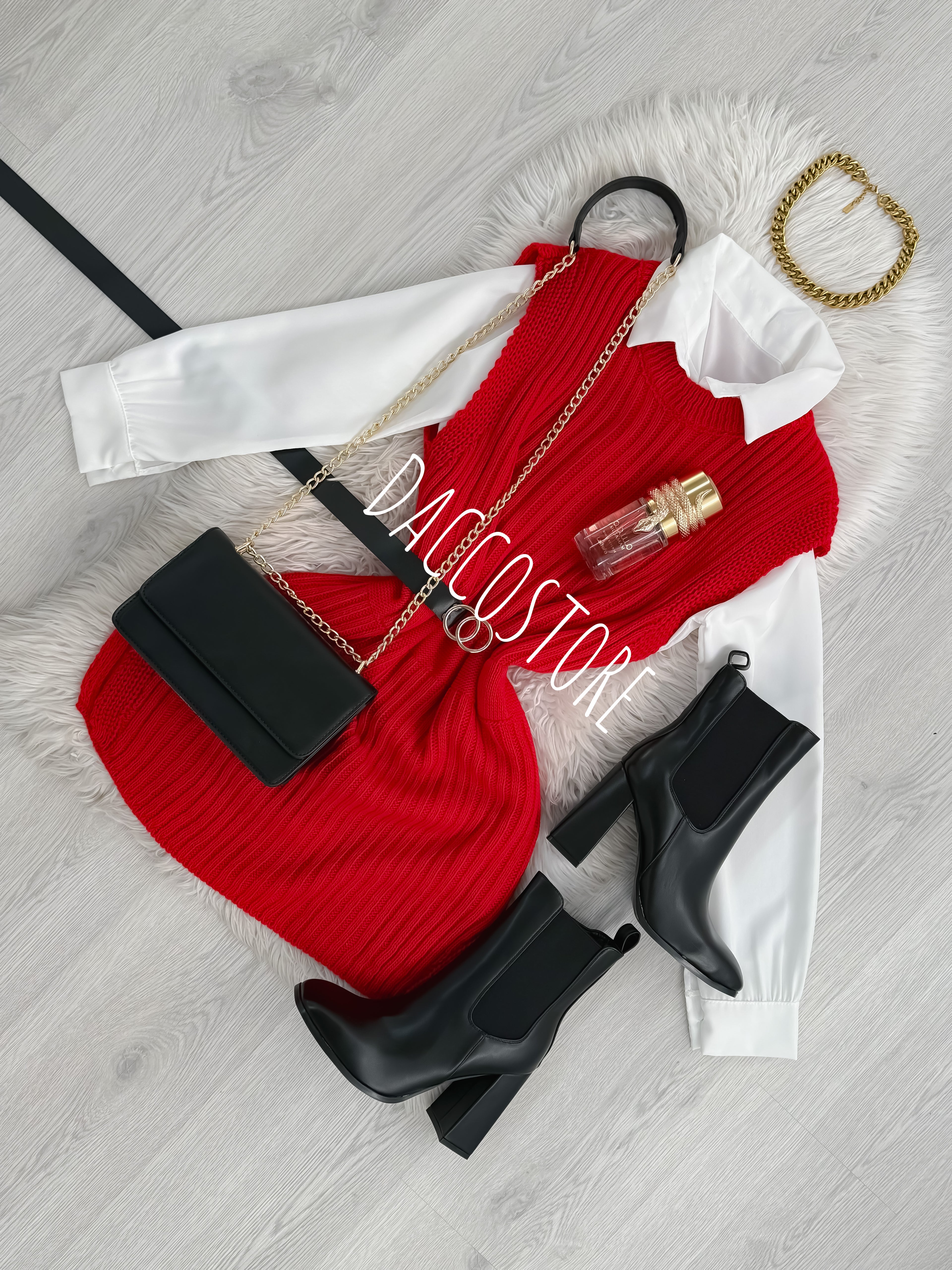 Conjunto Camisa y Chaleco con Cinturón