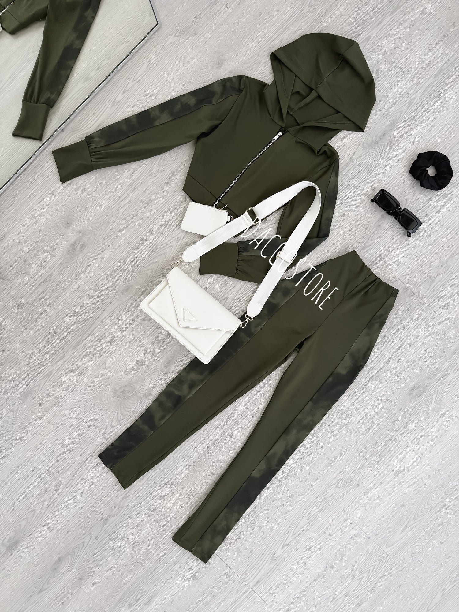 Conjunto Lateral Mármore