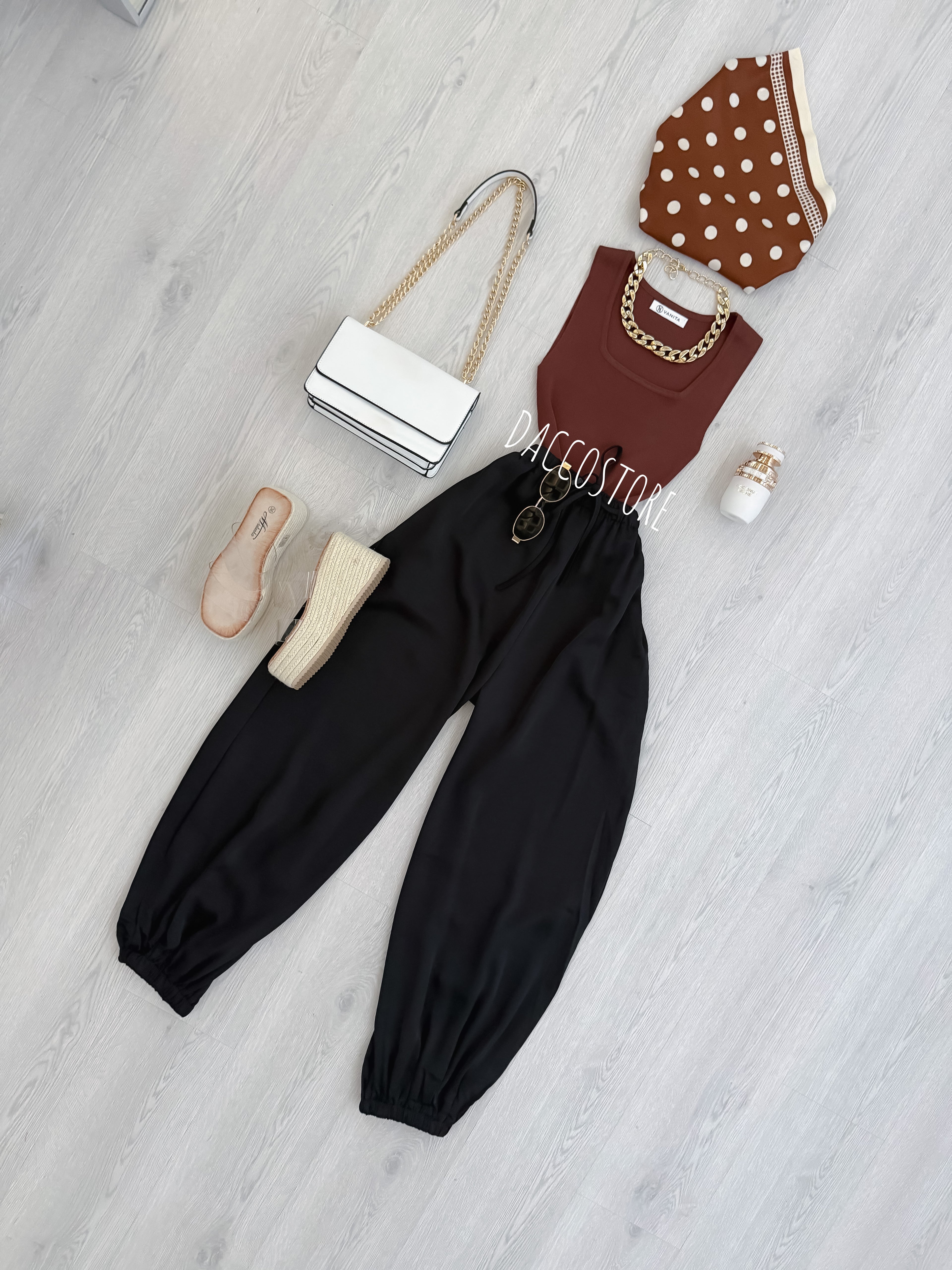 Calça com Lenço