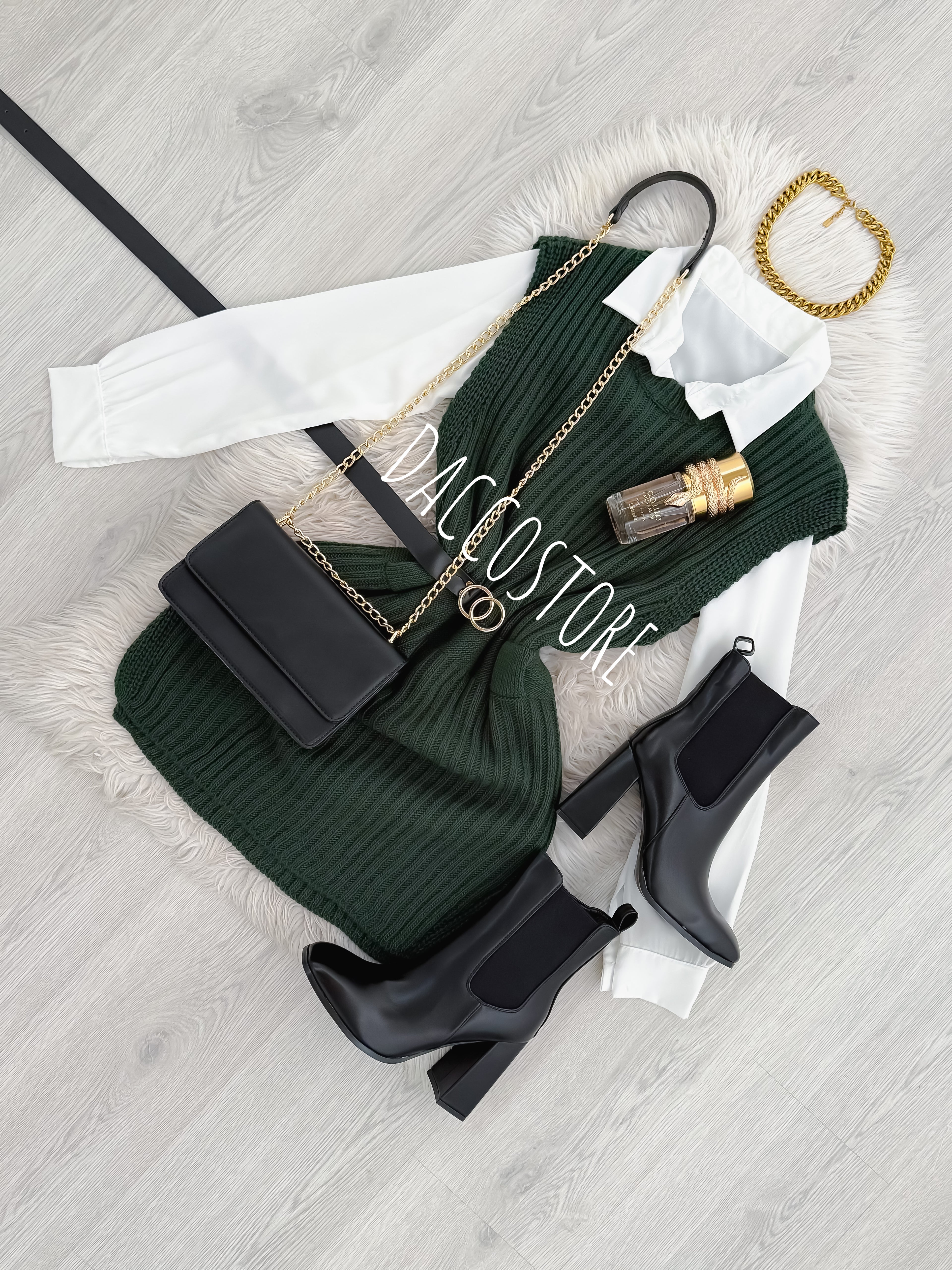 Conjunto Camisa y Chaleco con Cinturón