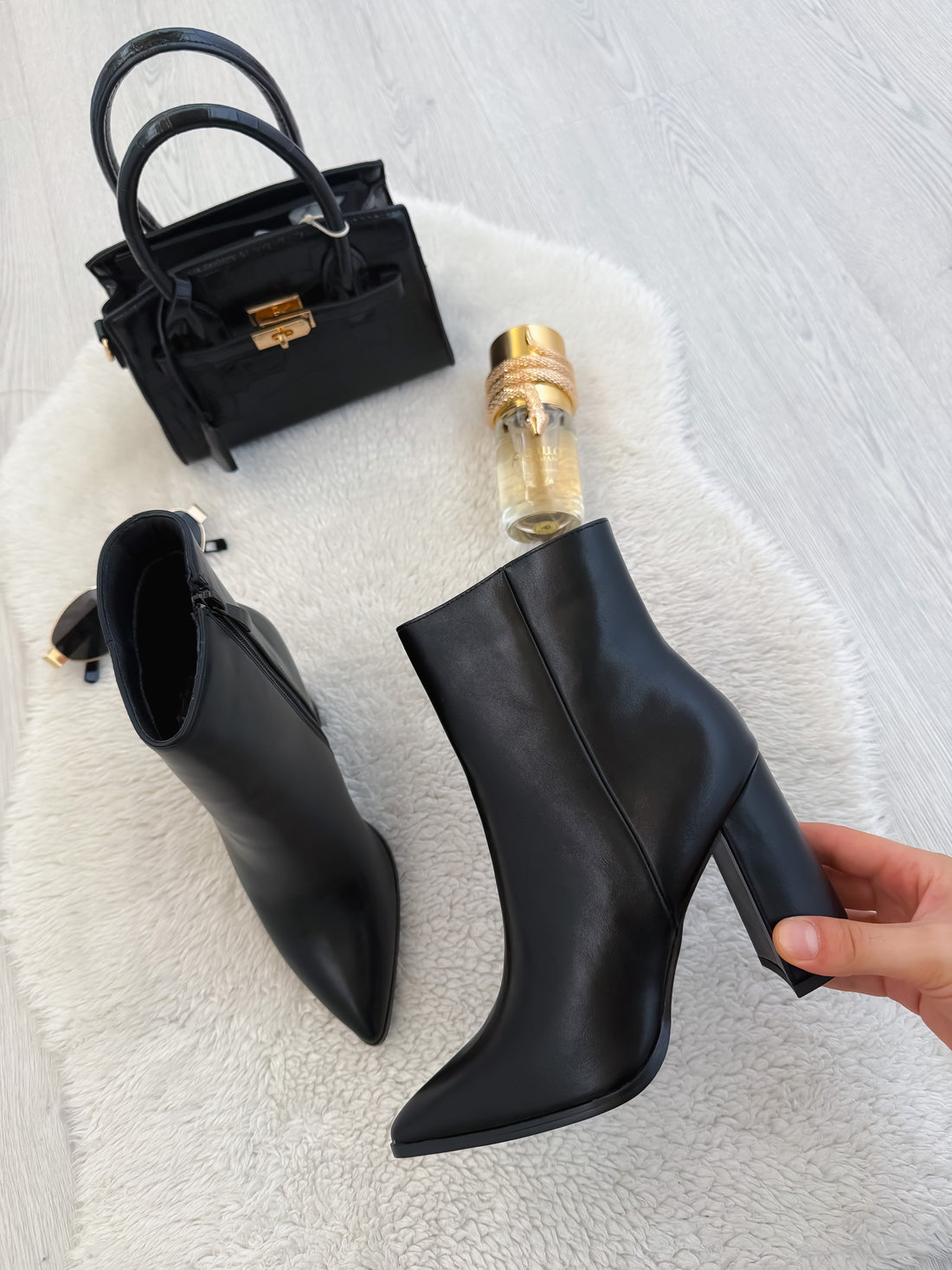 Bota Devina