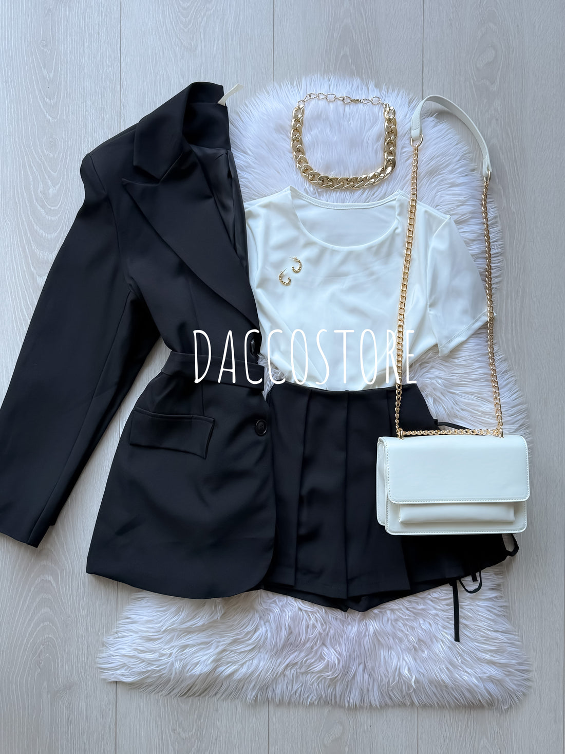 Conjunto Blazer e Saia Calção com Laços
