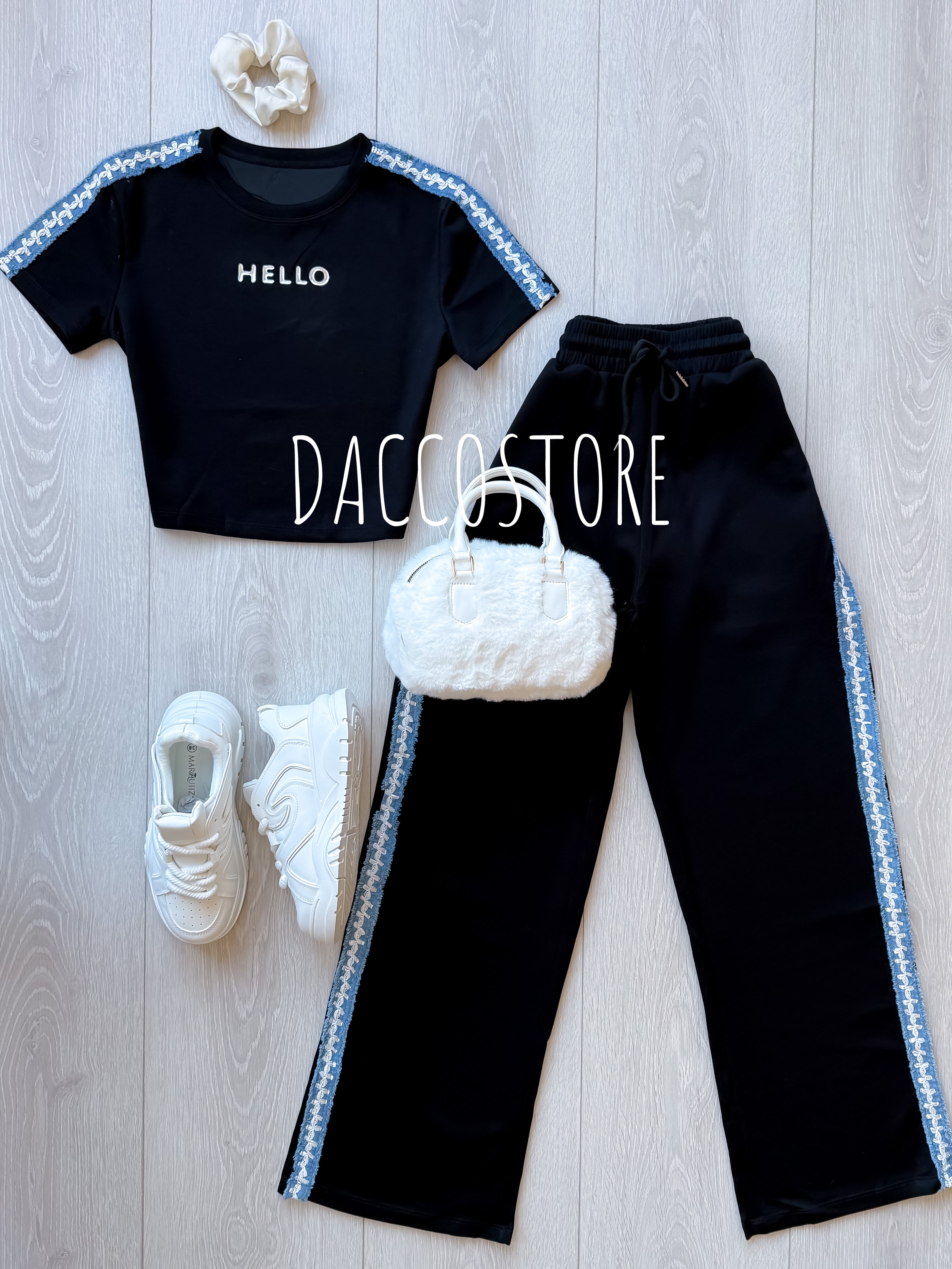 Conjunto HELLO