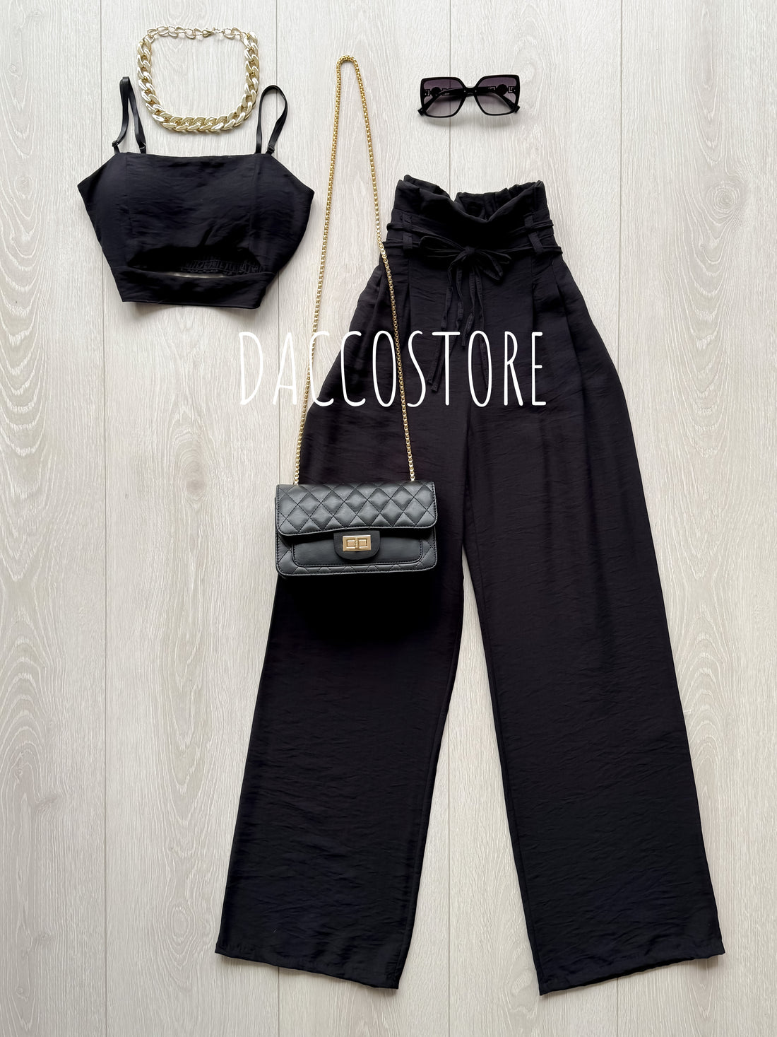 Conjunto Top com Abertura e Calça